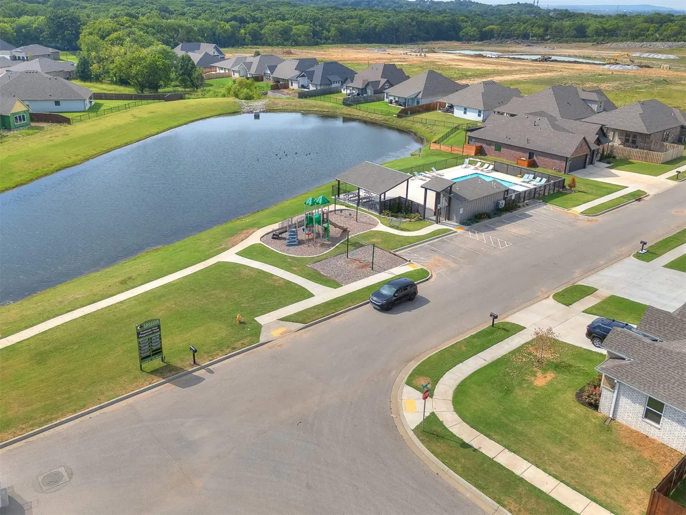 12884 S 21st Place E Jenks, OK 74008