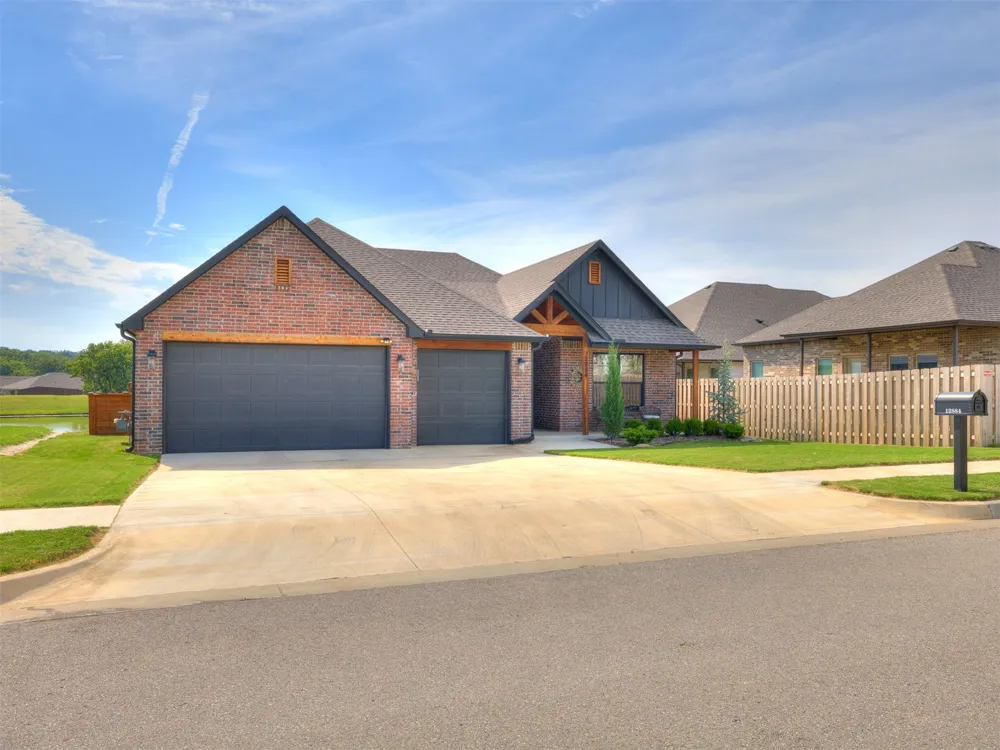 12884 S 21st Place E Jenks, OK 74008