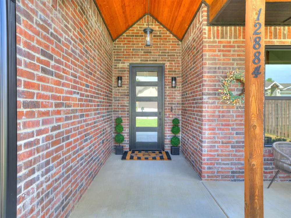 12884 S 21st Place E Jenks, OK 74008
