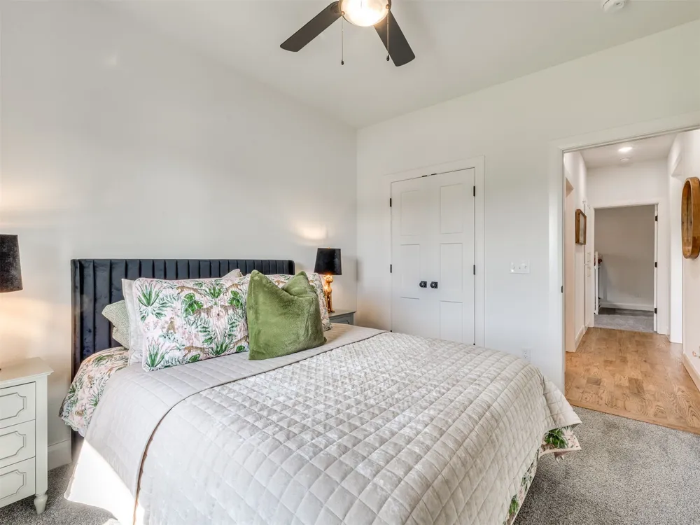 12884 S 21st Place E Jenks, OK 74008