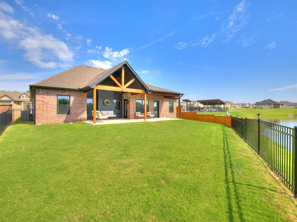 12884 S 21st Place E Jenks, OK 74008