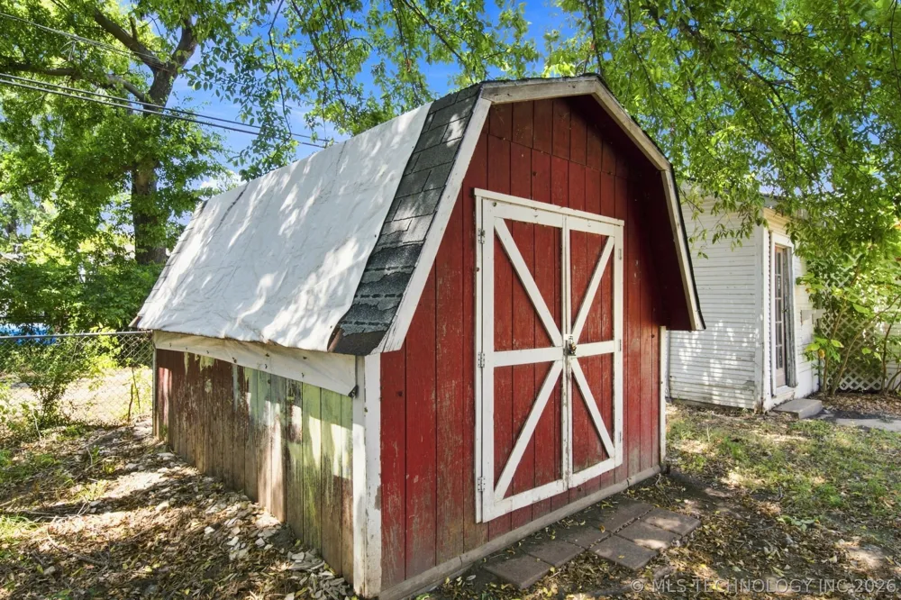 603 S Wood Avenue Hominy, OK 74035