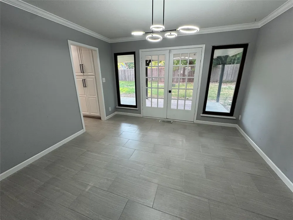 8106 S Pittsburg Avenue Tulsa, OK 74137
