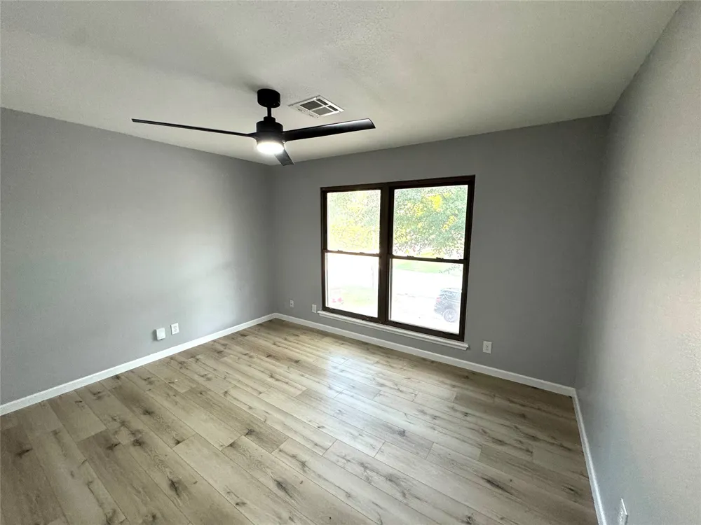 8106 S Pittsburg Avenue Tulsa, OK 74137