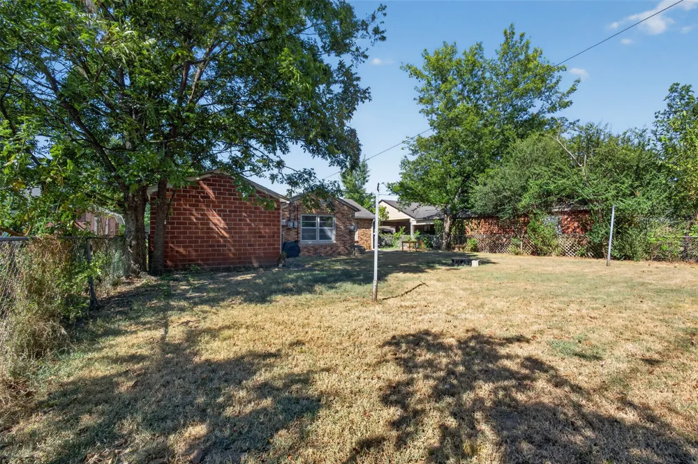 324 SE 4th Street Pryor, OK 74361