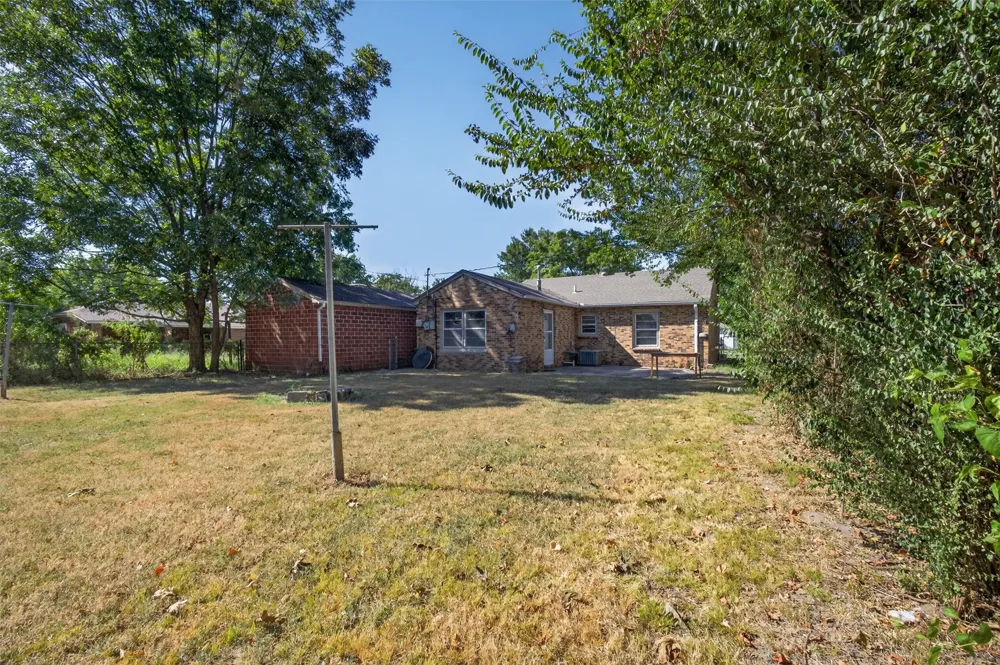 324 SE 4th Street Pryor, OK 74361