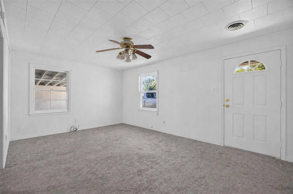 324 SE 4th Street Pryor, OK 74361