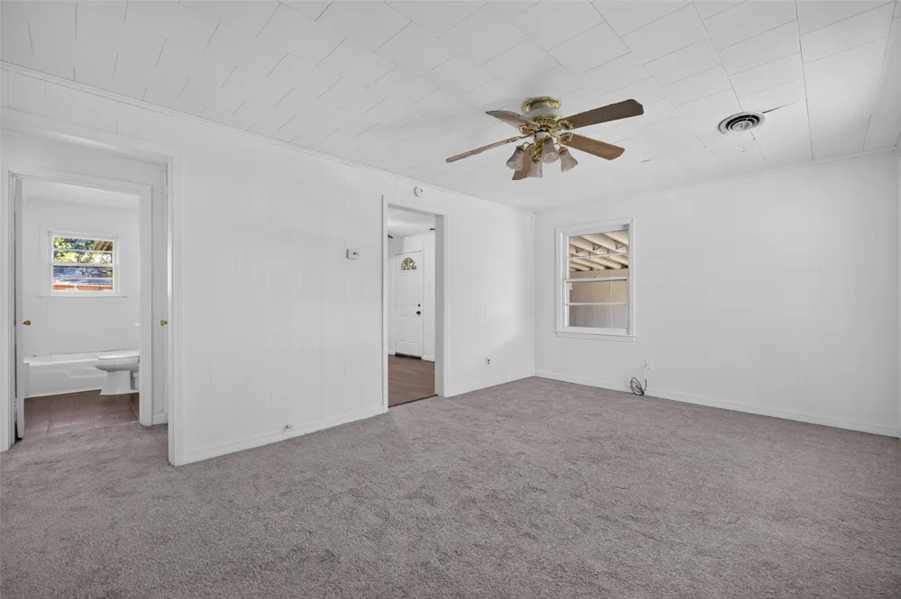 324 SE 4th Street Pryor, OK 74361