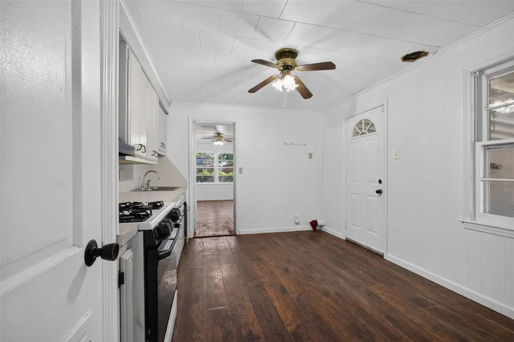 324 SE 4th Street Pryor, OK 74361
