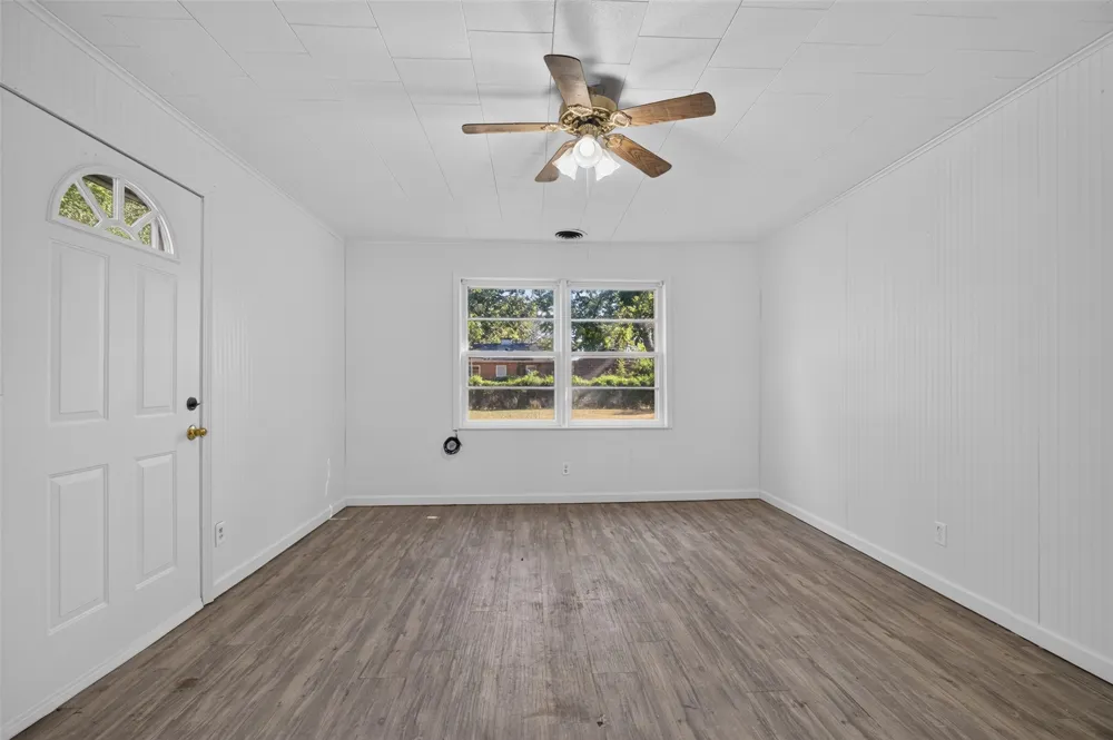 324 SE 4th Street Pryor, OK 74361