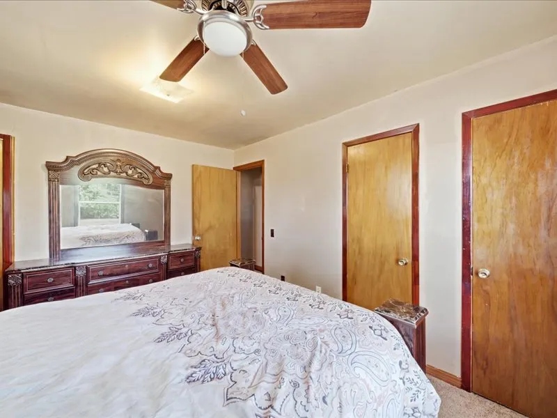 8055 E 585 Locust Grove, OK 74352