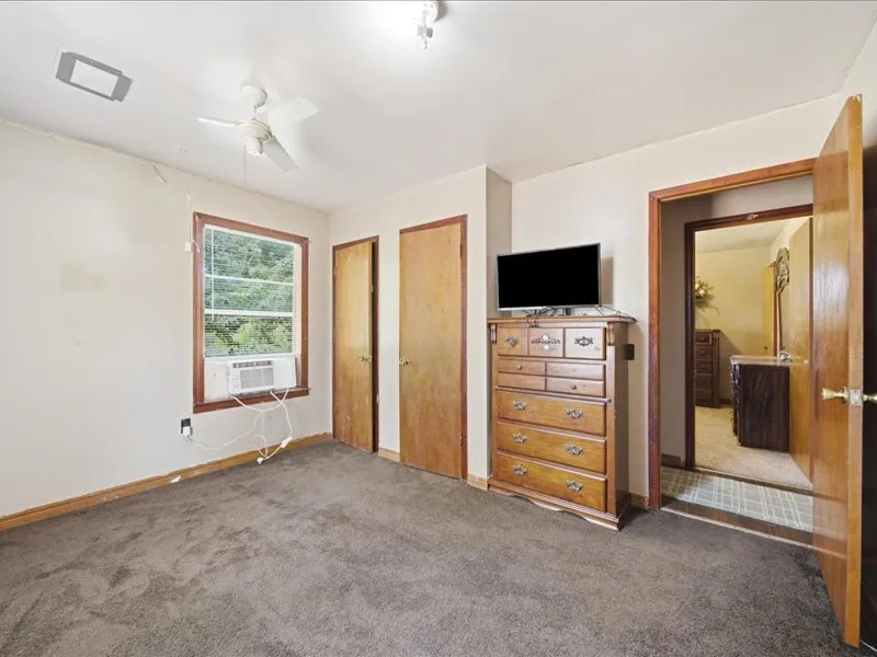 8055 E 585 Locust Grove, OK 74352