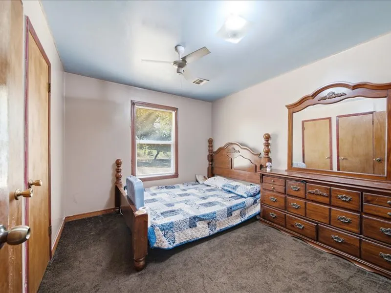 8055 E 585 Locust Grove, OK 74352