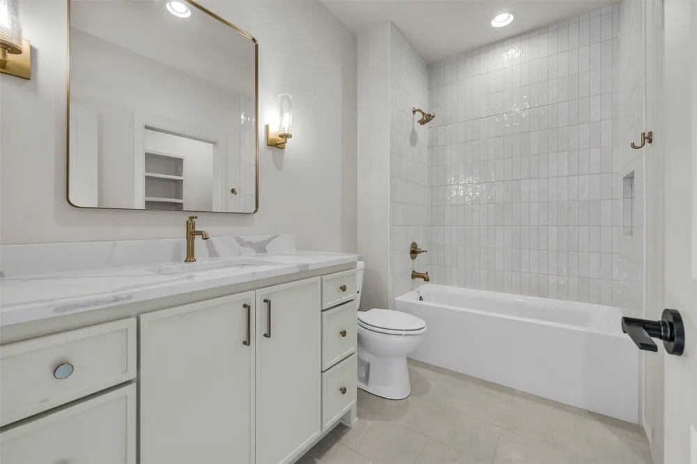 3917 S Rockford Avenue Tulsa, OK 74105