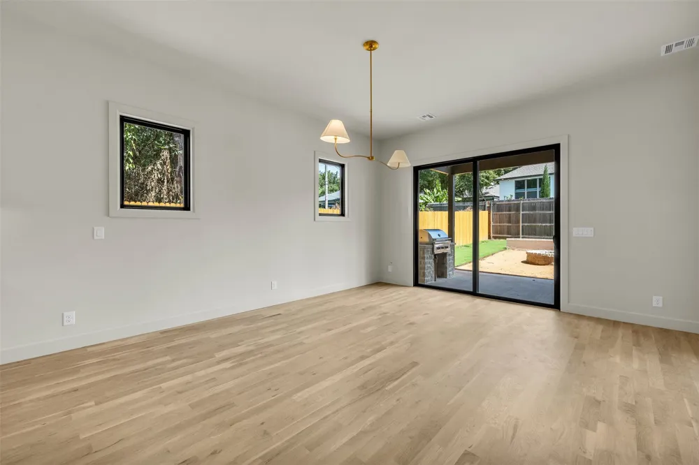 3917 S Rockford Avenue Tulsa, OK 74105