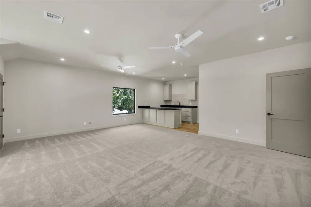 3917 S Rockford Avenue Tulsa, OK 74105