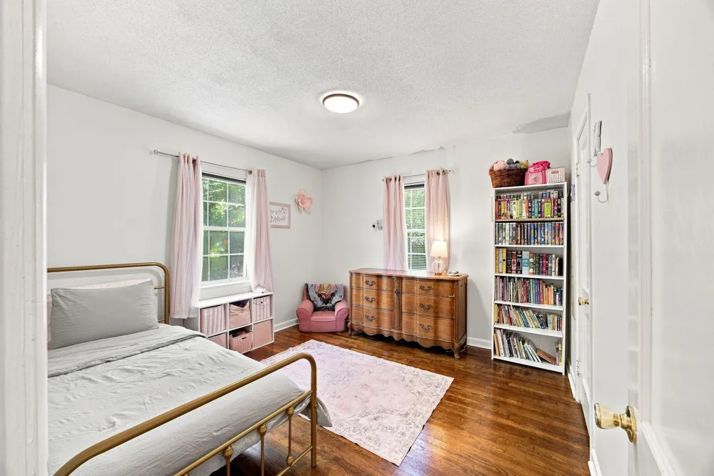 2009 Myrtle Avenue Chattanooga, TN 37412