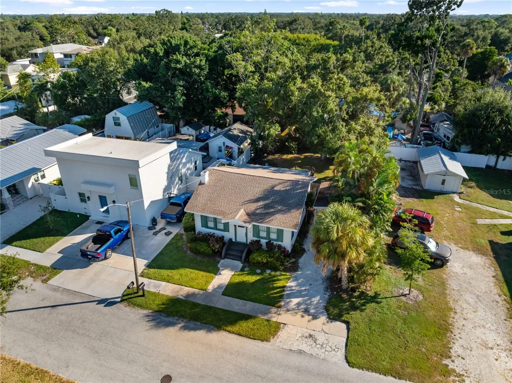2530 LOMA LINDA STREET Sarasota, FL 34239