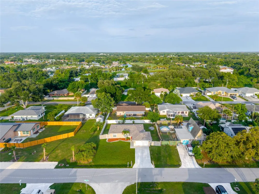 3147 LOBELIA ROAD Venice, FL 34293