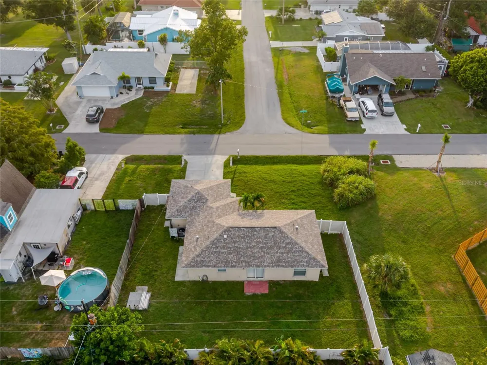 3147 LOBELIA ROAD Venice, FL 34293