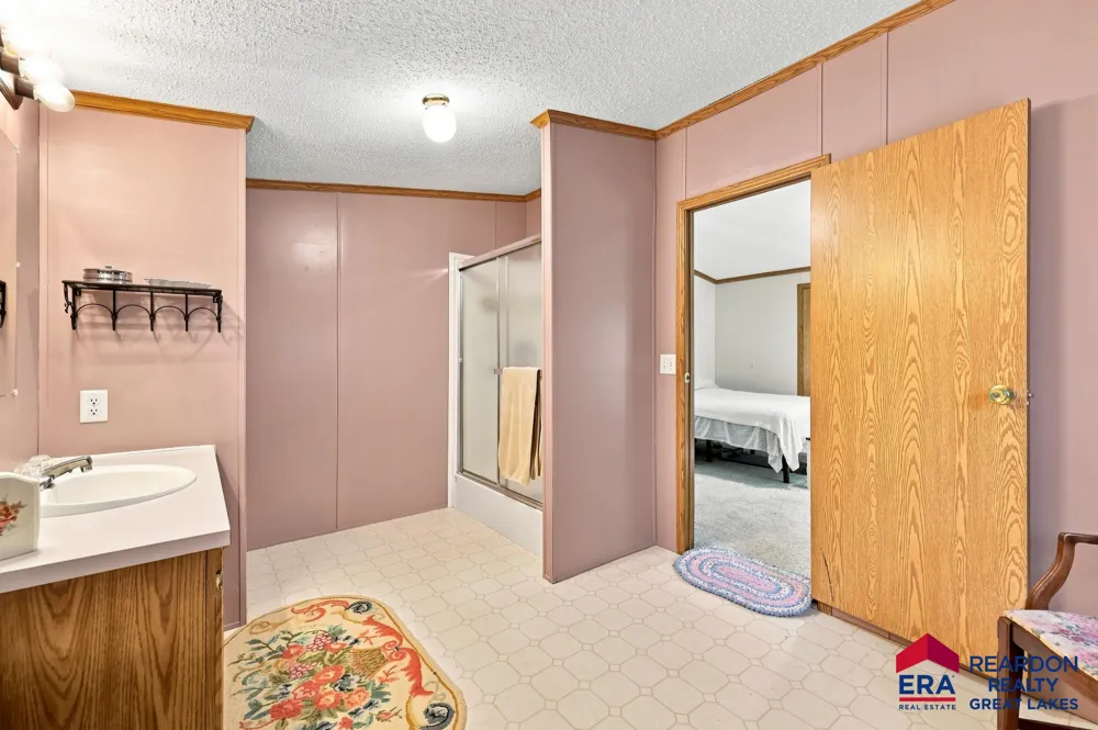 5799 Verta Drive NE Plainfield Charter Township, MI 49306