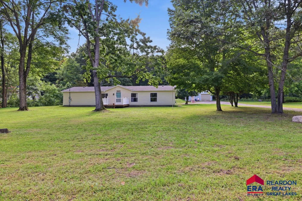 5799 Verta Drive NE Plainfield Charter Township, MI 49306