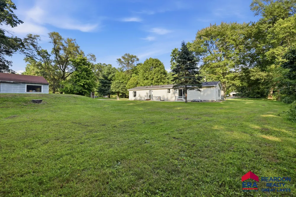 5799 Verta Drive NE Plainfield Charter Township, MI 49306