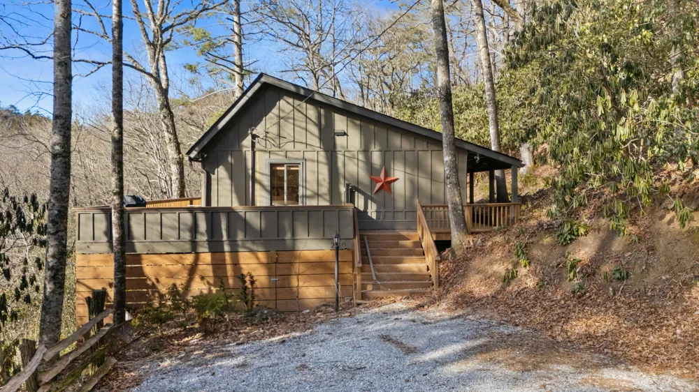 290 Blue Ridge Lane Cashiers, NC 28717