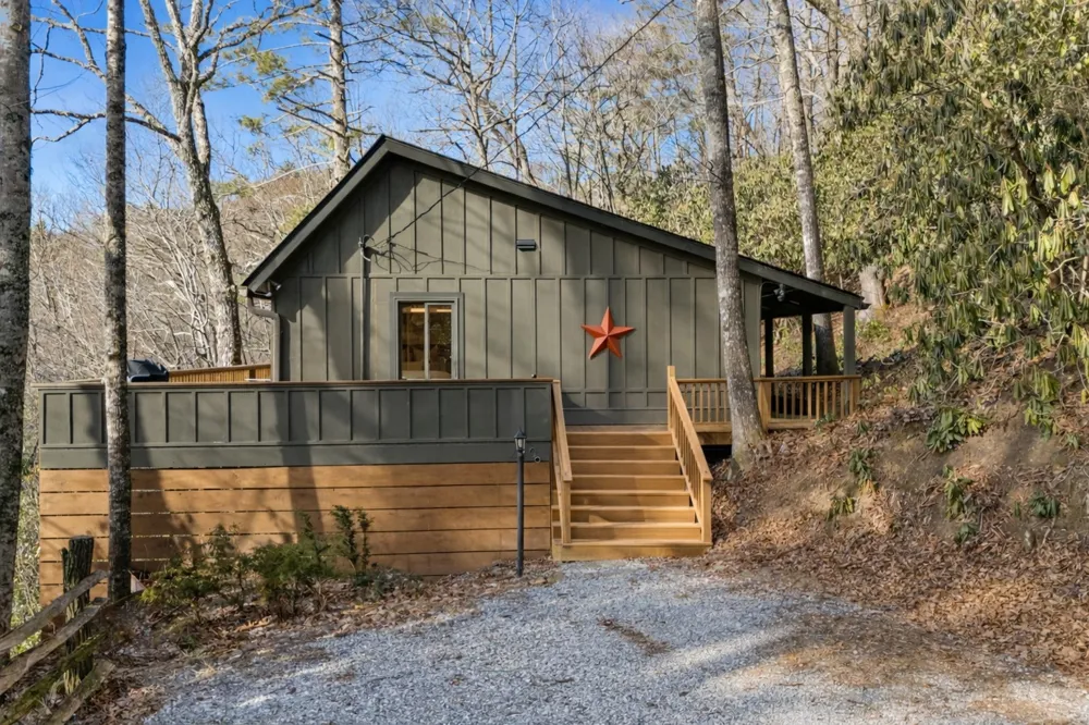 290 Blue Ridge Lane Cashiers, NC 28717