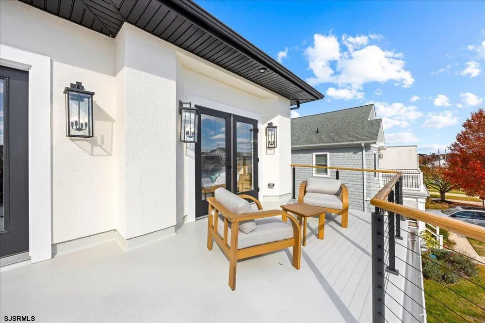 31 Seaside Margate, NJ 08402
