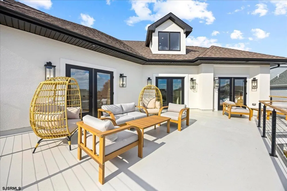 31 Seaside Margate, NJ 08402