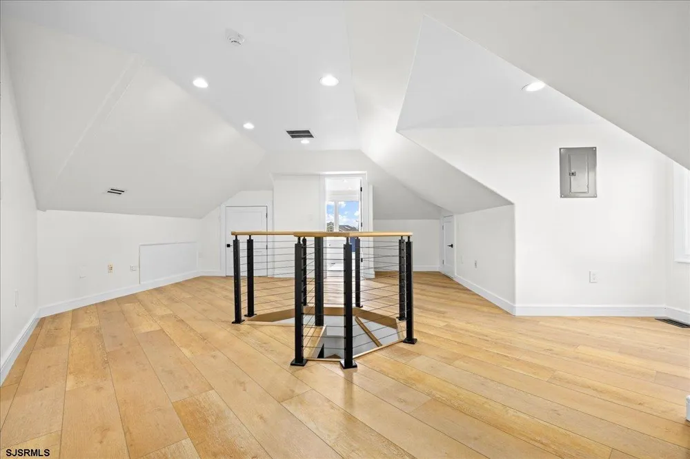 31 Seaside Margate, NJ 08402