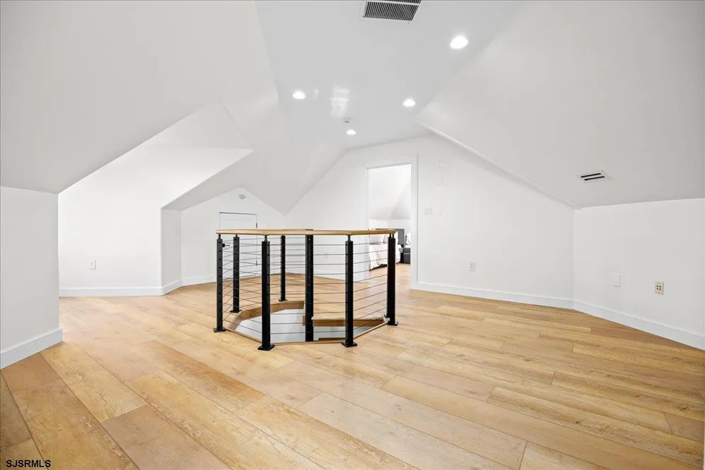 31 Seaside Margate, NJ 08402