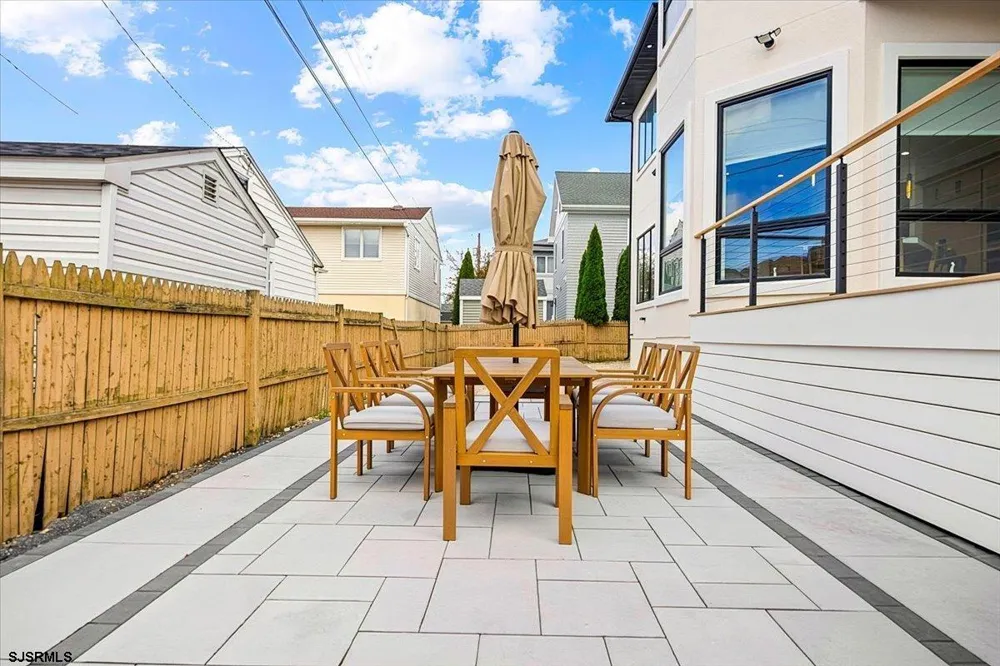 31 Seaside Margate, NJ 08402
