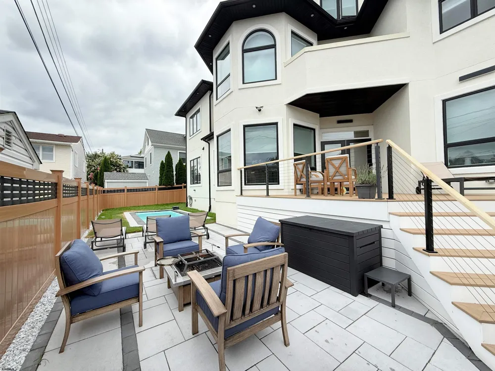 31 Seaside Margate, NJ 08402