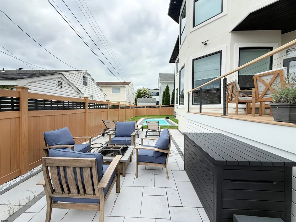 31 Seaside Margate, NJ 08402