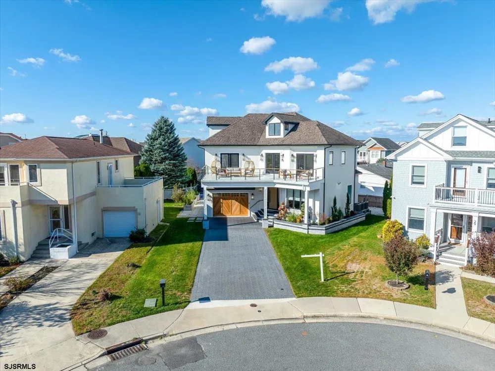 31 Seaside Margate, NJ 08402