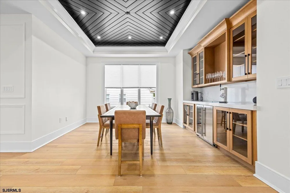 31 Seaside Margate, NJ 08402