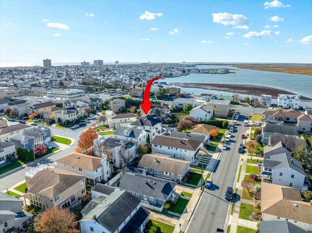 31 Seaside Margate, NJ 08402