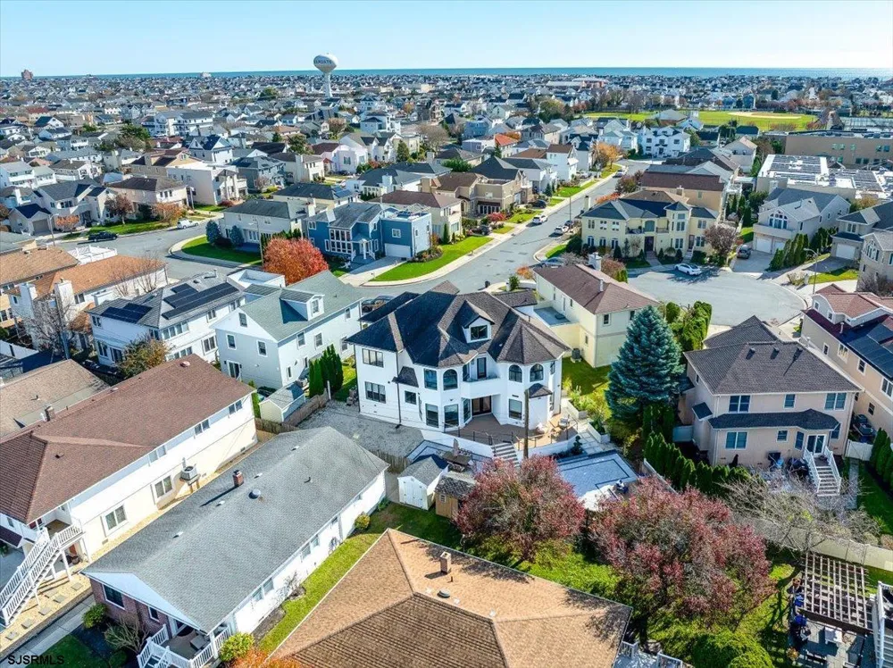31 Seaside Margate, NJ 08402