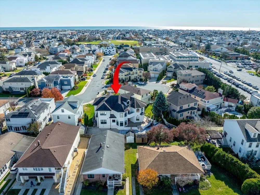 31 Seaside Margate, NJ 08402