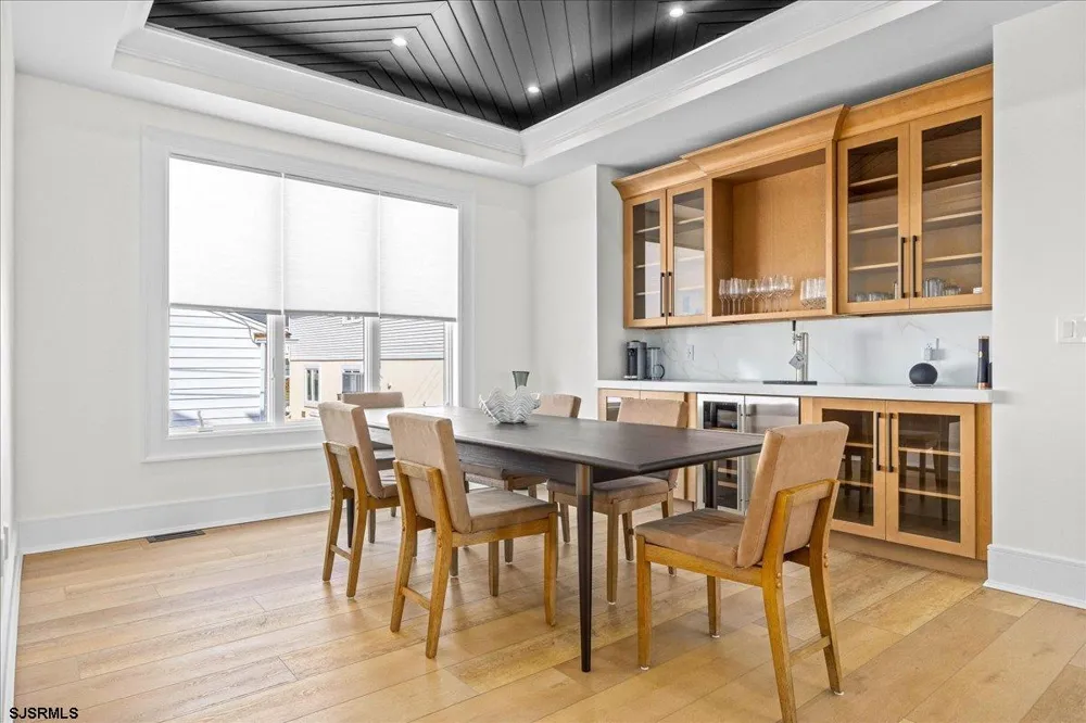31 Seaside Margate, NJ 08402