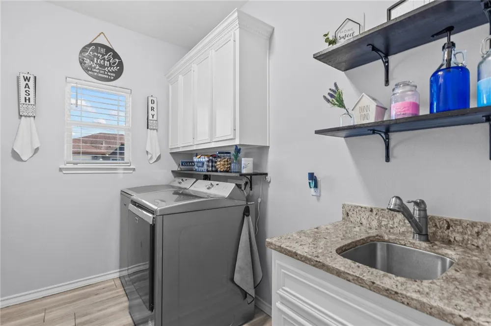 11501 Willowood Creek Drive Corpus Christi, TX 78410