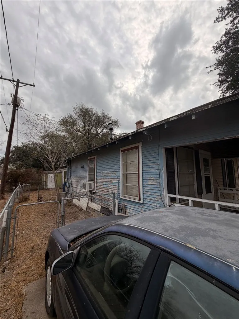 508 2nd Street Kingsville, TX 78363