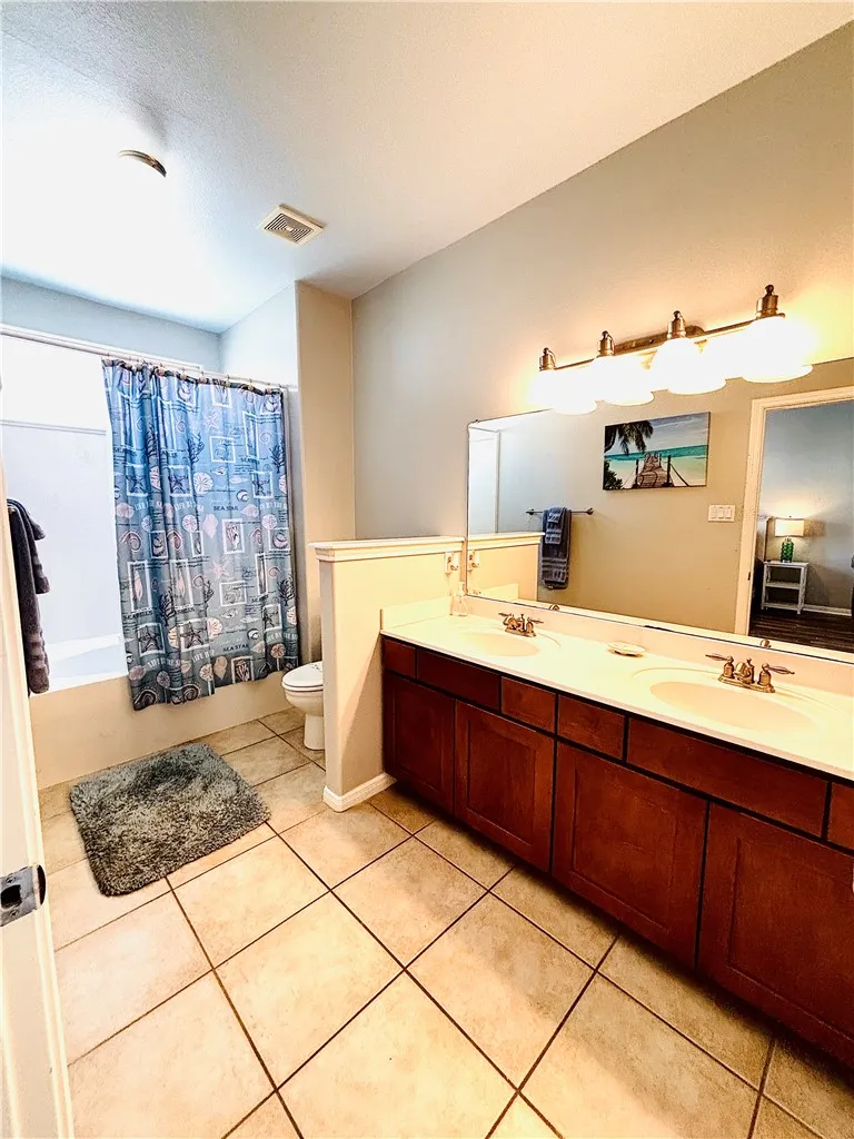 14878 Granada Drive #304 Corpus Christi, TX 78418