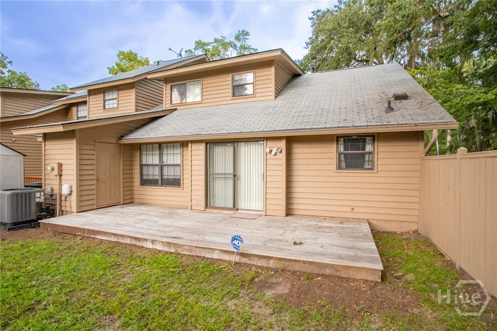 19 Hidden Lake Court Savannah, GA 31419