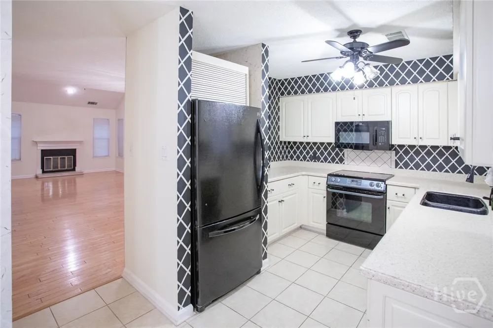 19 Hidden Lake Court Savannah, GA 31419
