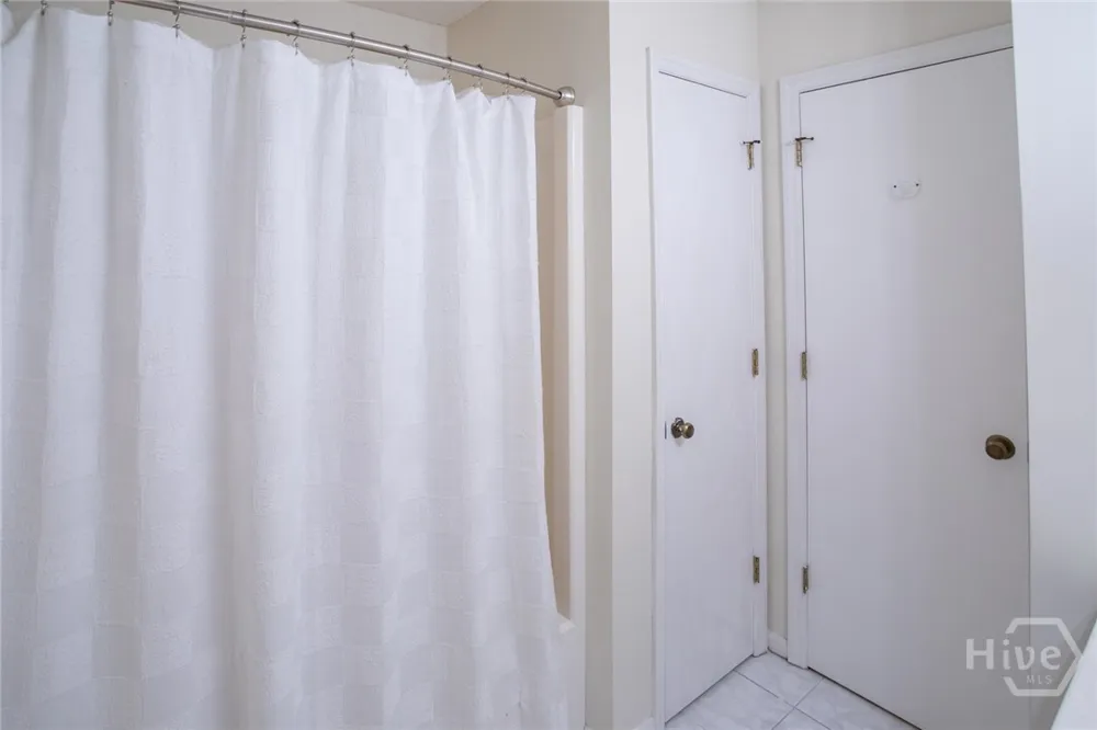 19 Hidden Lake Court Savannah, GA 31419