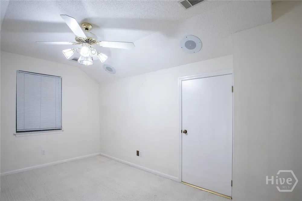 19 Hidden Lake Court Savannah, GA 31419