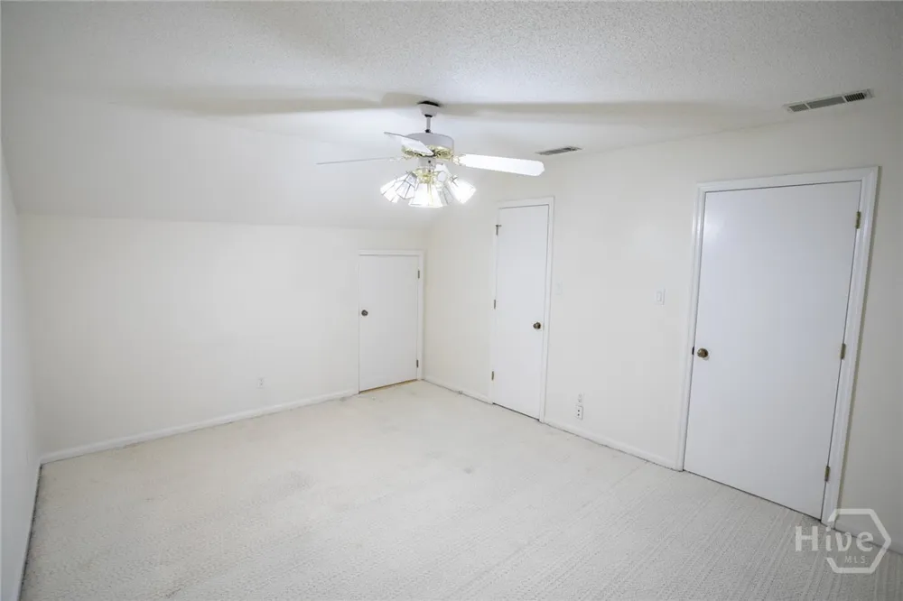 19 Hidden Lake Court Savannah, GA 31419